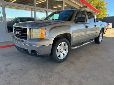 2007 GMC Sierra 1500 for sale at KD Motors in Lubbock TX