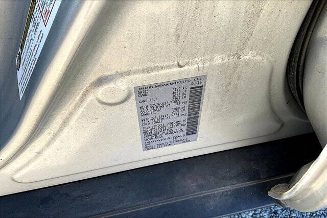 2016 Nissan Rogue SV