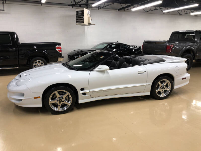 2000 Pontiac Firebird for sale at Fox Valley Motorworks in Lake In The Hills IL