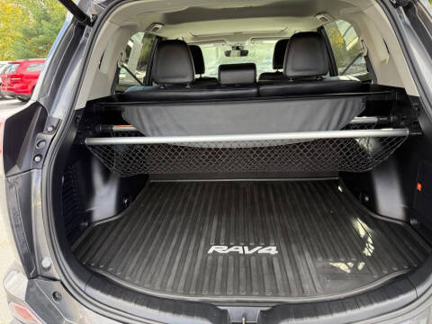 2017 Toyota RAV4 Platinum