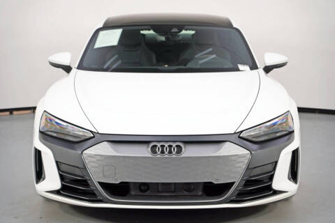 2022 Audi e-tron GT quattro Premium Plus