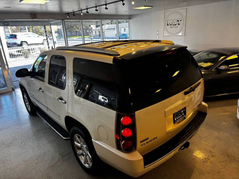 2009 GMC Yukon Denali