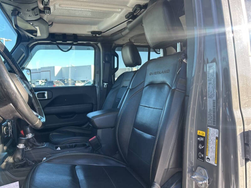 2021 Jeep Gladiator Overland