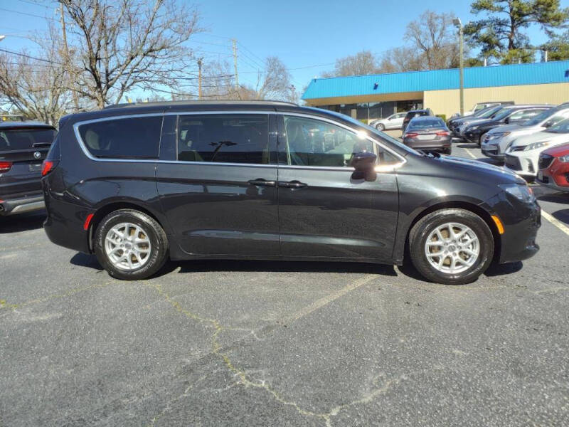2021 Chrysler Voyager LXi