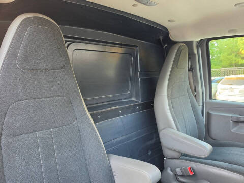 2021 GMC Savana 2500