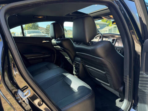 2014 Dodge Charger SXT Plus