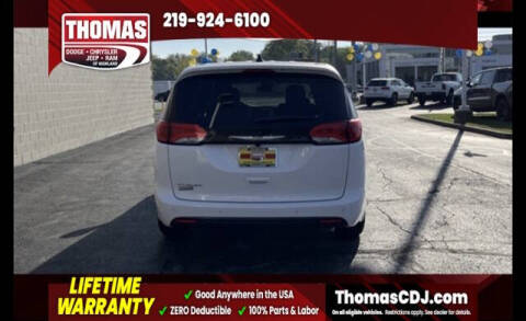 2026 Chrysler Pacifica Select