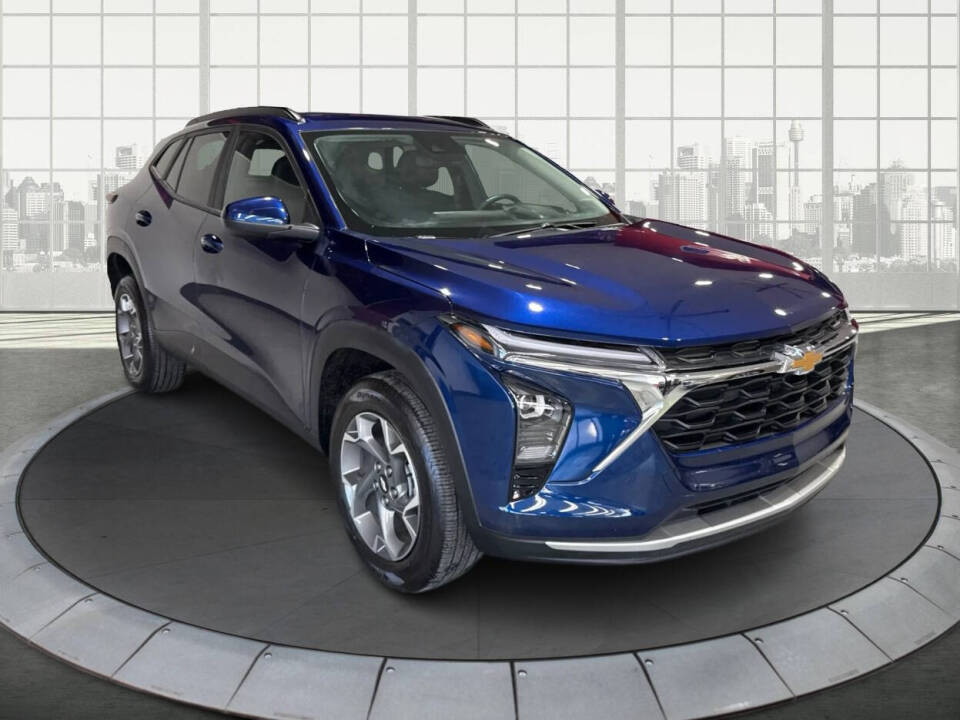 2024 Chevrolet Trax LT's photo