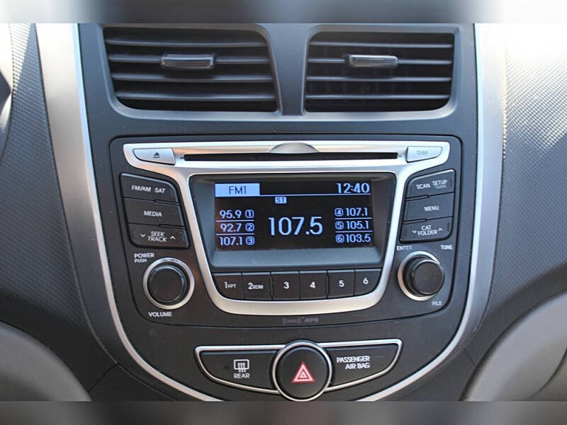 2015 Hyundai Accent GLS