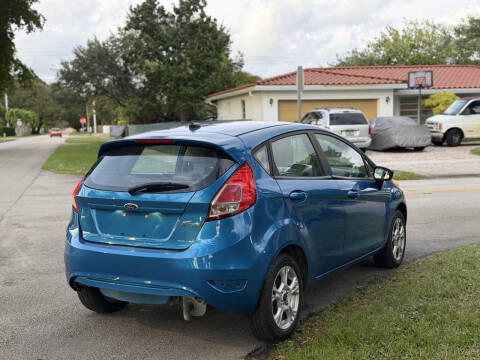 2015 Ford Fiesta SE