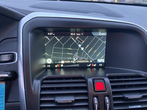 2017 Volvo XC60 T6 R-Design