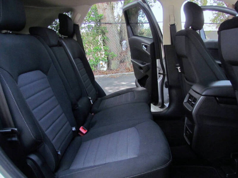 2018 Ford Edge SE