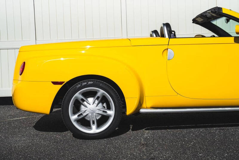 2005 Chevrolet SSR LS