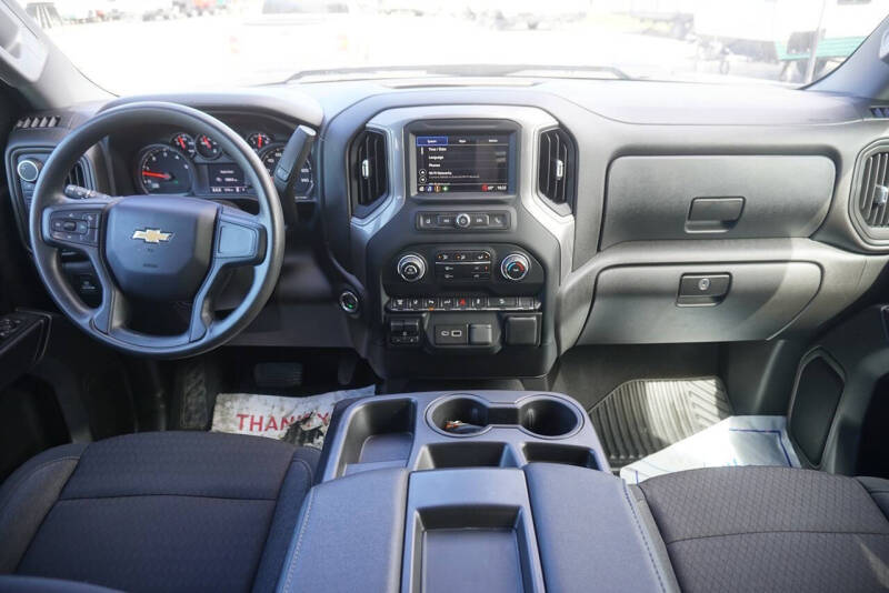 2024 Chevrolet Silverado 2500HD Custom