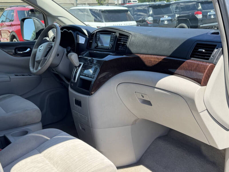 2016 Nissan Quest 3.5 SV