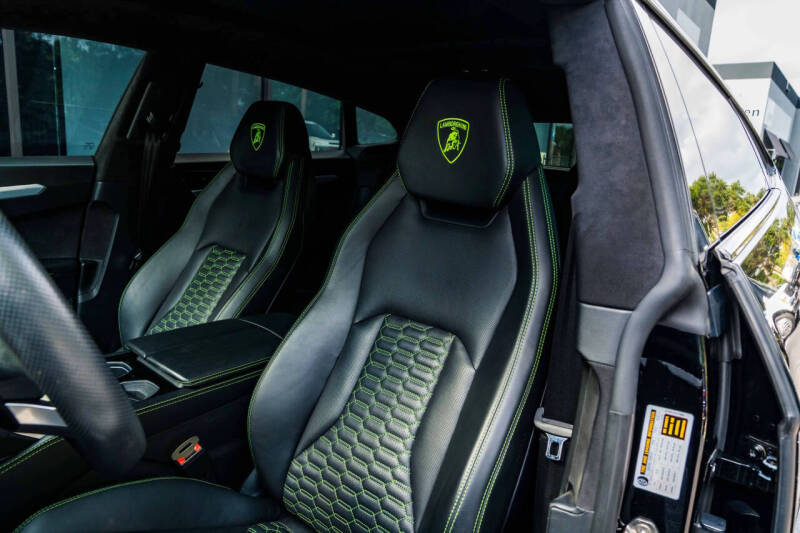 2019 Lamborghini Urus