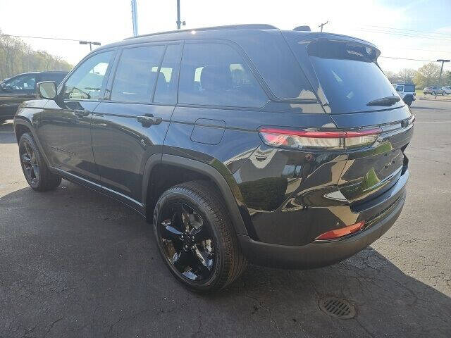 2024 Jeep Grand Cherokee for sale at Metz Auto & Outdoors in Syracuse, IN