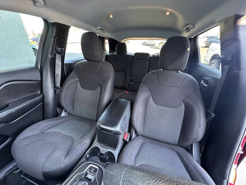 2019 Jeep Cherokee Latitude