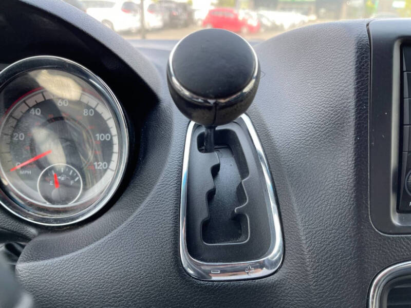 2016 Dodge Grand Caravan R/T