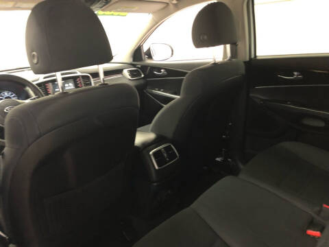 2020 Kia Sorento LX V6