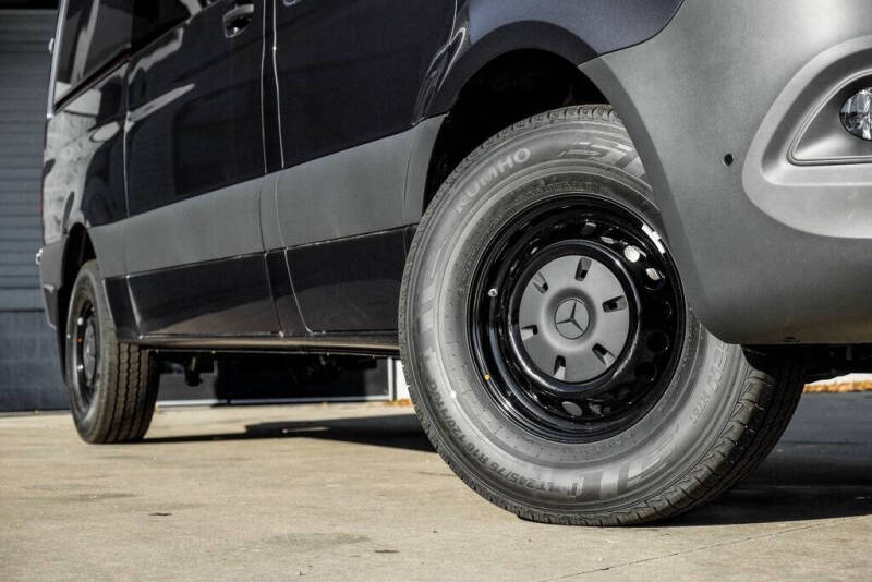 2025 Mercedes-Benz Sprinter