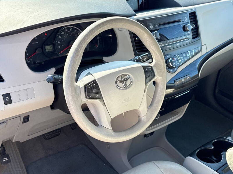 2013 Toyota Sienna