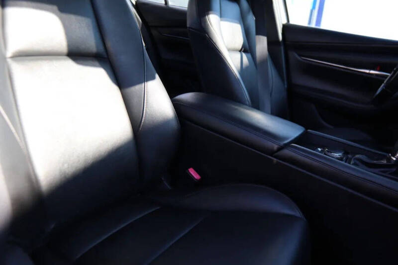 2019 Mazda Mazda3 Sedan Select