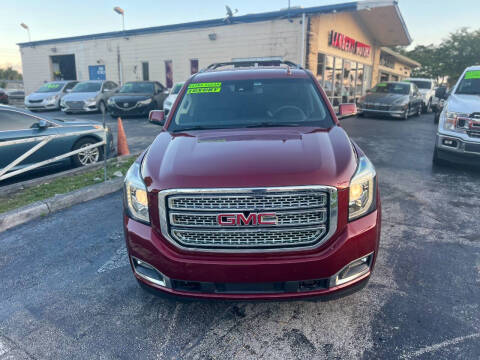 2017 GMC Yukon SLT
