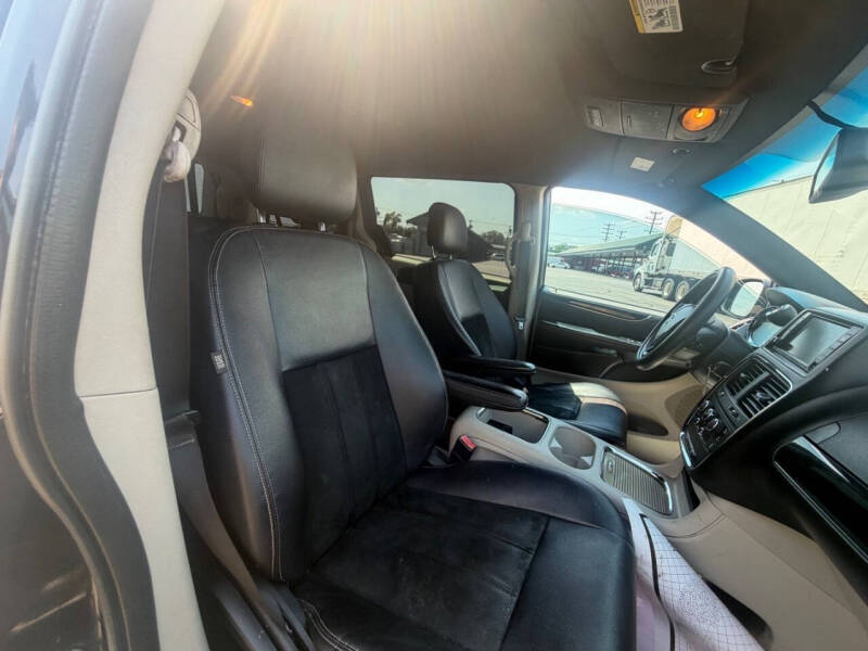 2017 Dodge Grand Caravan SXT