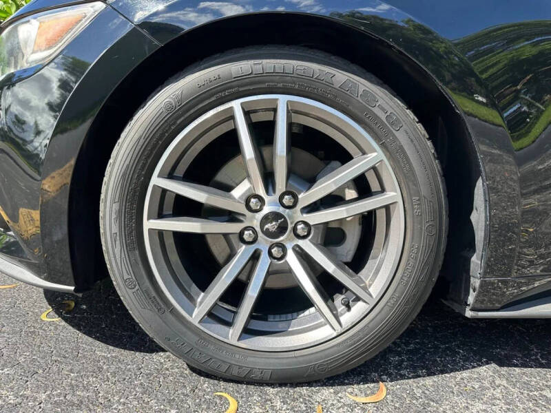 2017 Ford Mustang EcoBoost Premium