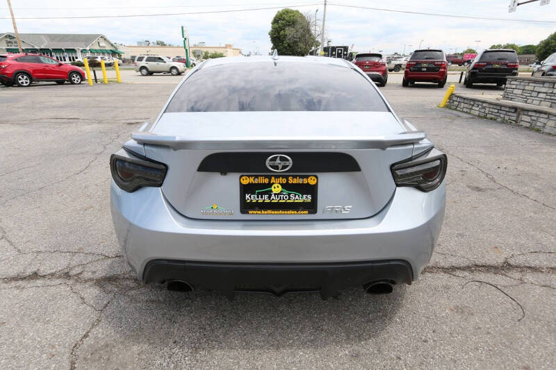 2016 Scion FR-S