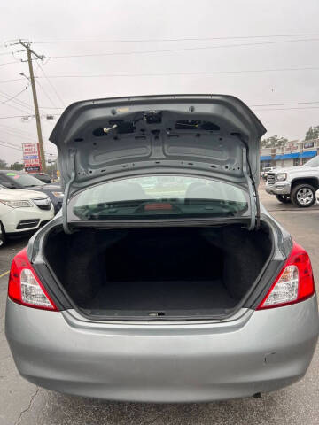 2012 Nissan Versa