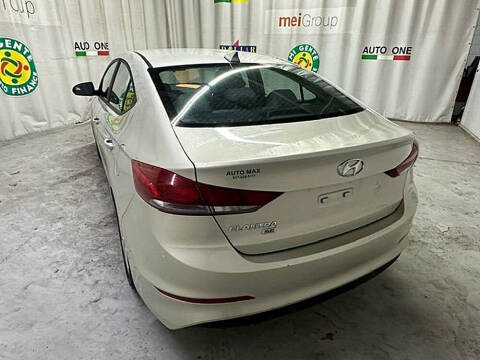 2017 Hyundai Elantra