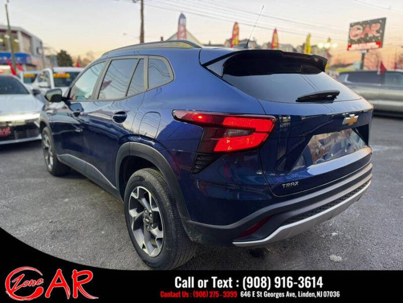 2024 Chevrolet Trax LT