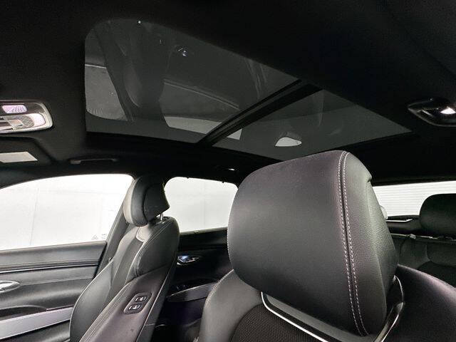 2023 Genesis GV70 2.5T Standard