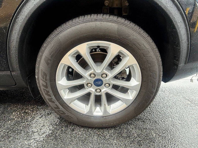 2021 Ford Escape SE