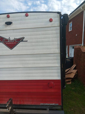 2022 Riverside RV RETRO 165