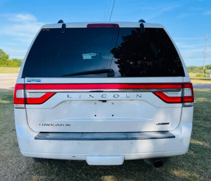 2016 Lincoln Navigator Select
