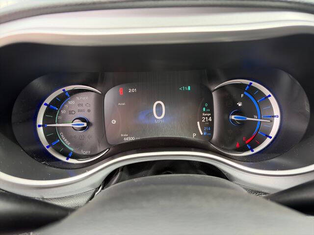 2024 Chrysler Pacifica Plug-In Hybrid Select