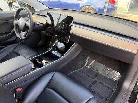 2020 Tesla Model 3 Standard Range