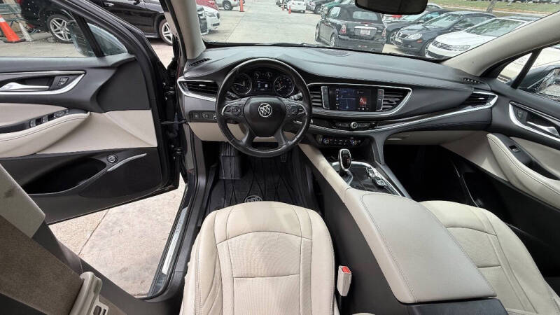 2019 Buick Enclave Essence