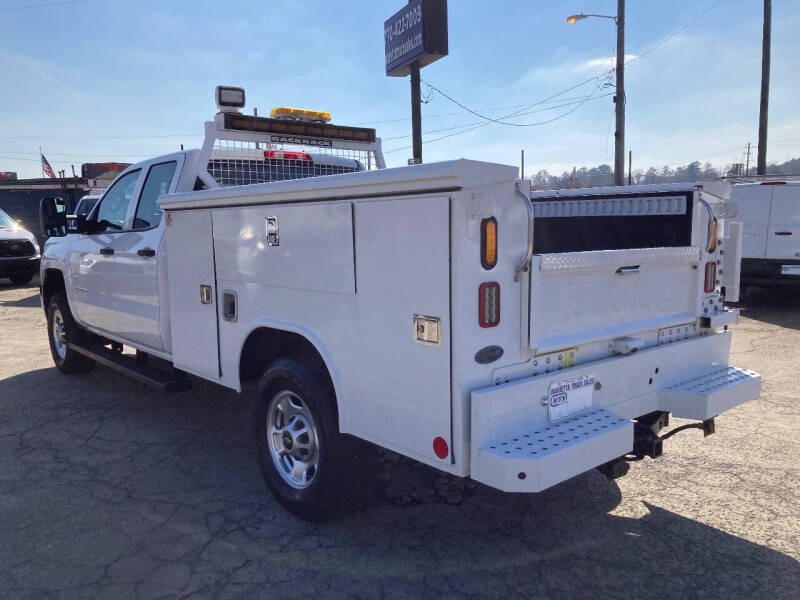 2017 Chevrolet Silverado 2500HD Work Truck photo 4