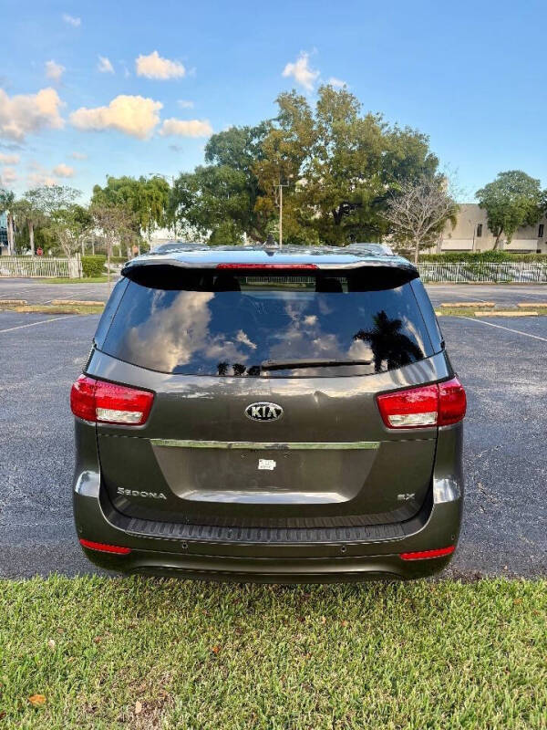 2017 Kia Sedona EX