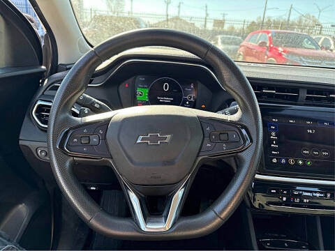 2023 Chevrolet Bolt EUV LT