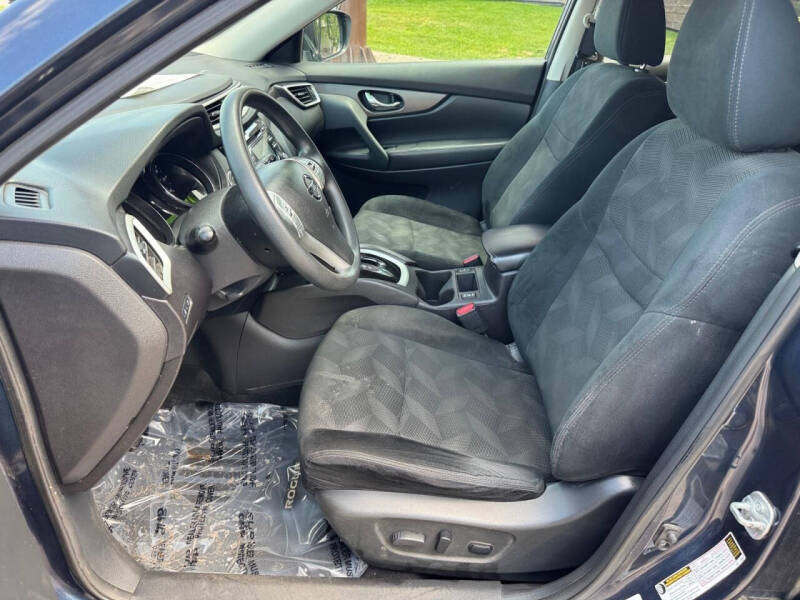 2016 Nissan Rogue SV - Photo 6