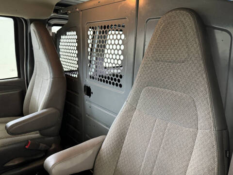 2017 GMC Savana 2500