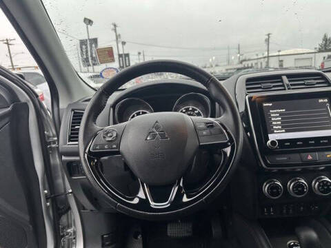 2024 Mitsubishi Outlander Sport SE