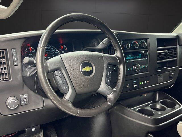 2021 Chevrolet Express 2500