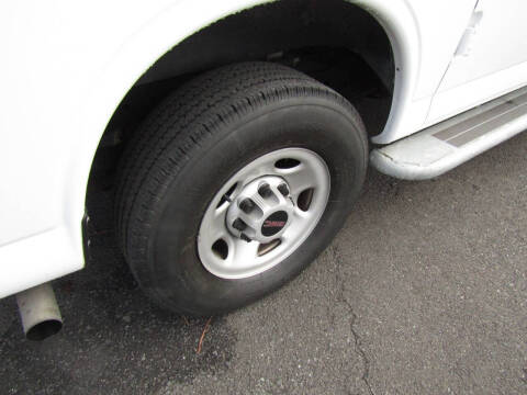 2023 GMC Savana 2500