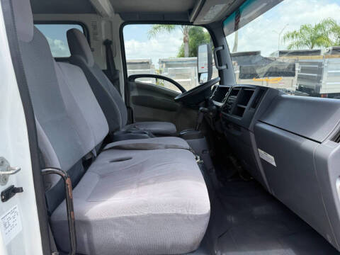 2016 Isuzu NPR-HD